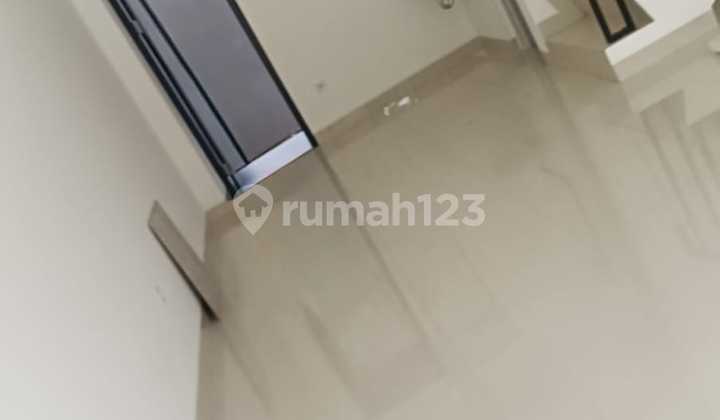 For Rent: ENCHANTE Shop House by the Road, Ready to Use