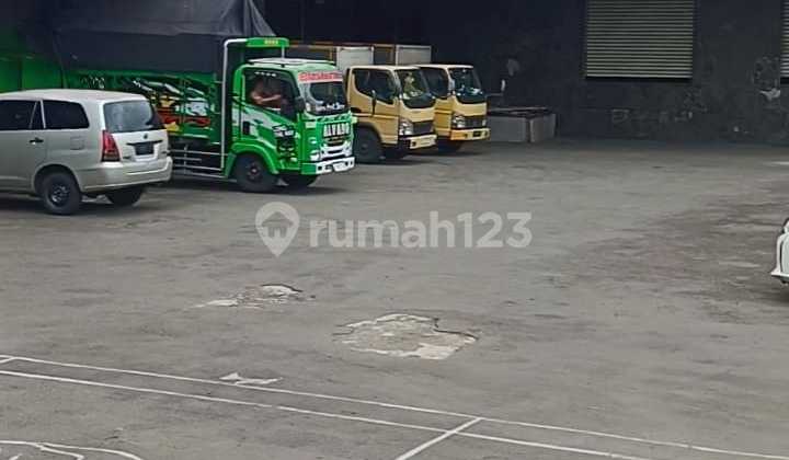 Gudang Lokasi Strategis di Jalan Raya Yos Sudarso Jakarta Utara  1