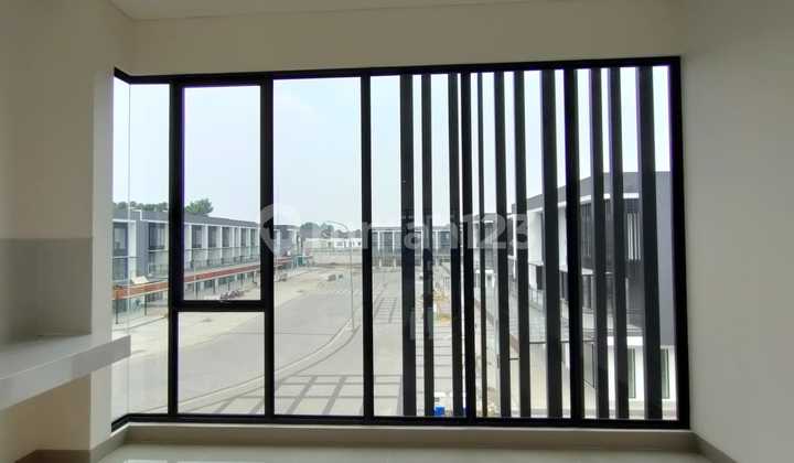 For Rent Hampton Walk 2-Front Ruko Alfresco Type 2