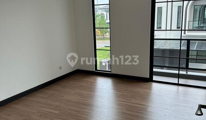 For Sale at a Loss: Welton House, Hiera Bumi Serpong Damai 2