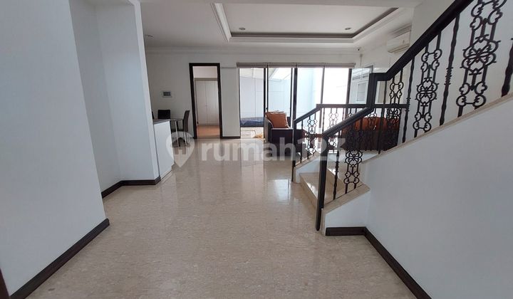 Disewakan Rumah Jadeite, Bsd 2