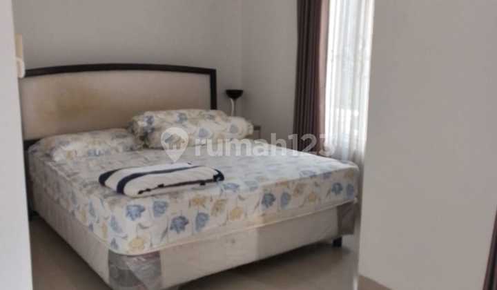 For Sale Cheap Renovated 2.5-Story House in Monaco Village