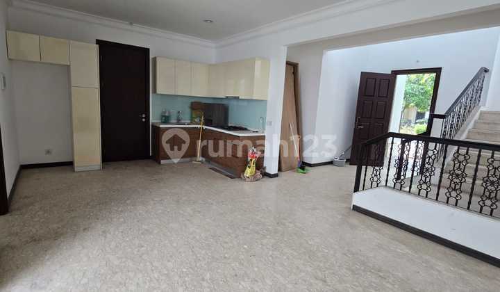 DISEWAKAN RUMAH ELITE di Jadeite, BSD City 1