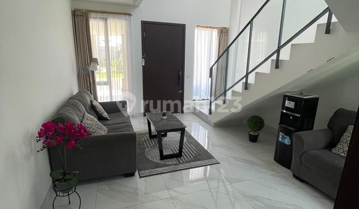 DISEWAKAN rumah di Eonna, BSD 2