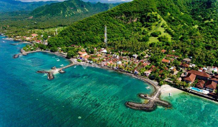 Villa Di Jual Dan Disewakan Depan Pantai Karangasem 8 Kamar  1