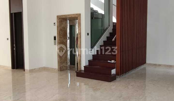 For Rent Luxury House Mozart Signature Cluster PIK 12x25 Cheap