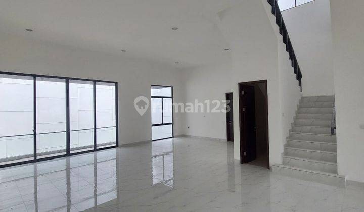 Disewakan Rumah Mewah Milenial Pik 2 Ukuran 12x25 Murah 2