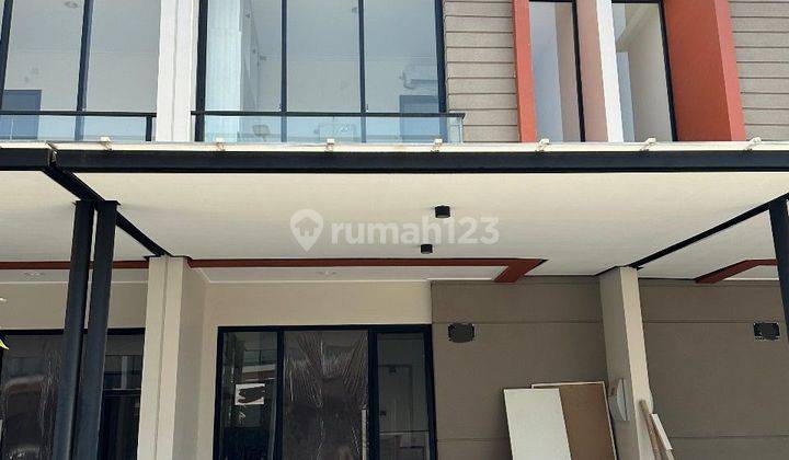 Disewakan Murah Rumah Furnish 2 Lantai Millenial Pik 2 1