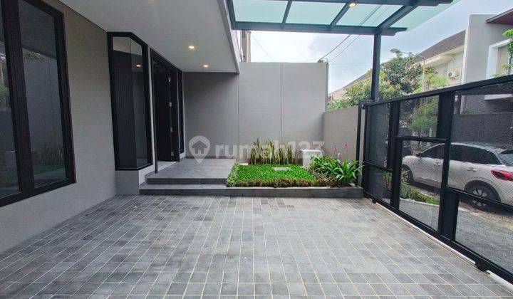 Rumah Mewah Semi Furnished Galaxy Bumi Permai Semolowaru, Surabaya 2