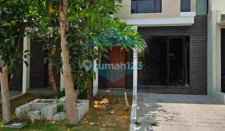 Jual Cepat Rumah 2 Lantai Northwest Lake 1