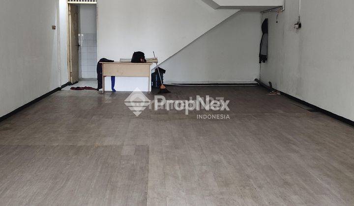 Disewakan Ruko 2 lantai Raya Mulyosari 2