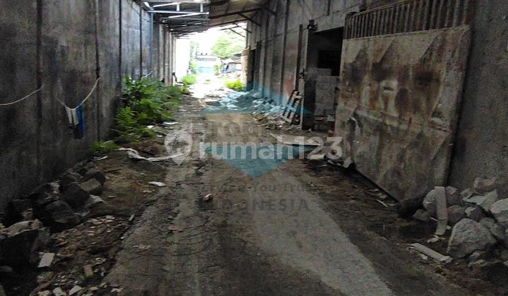 GUDANG HULAAN MENGANTI