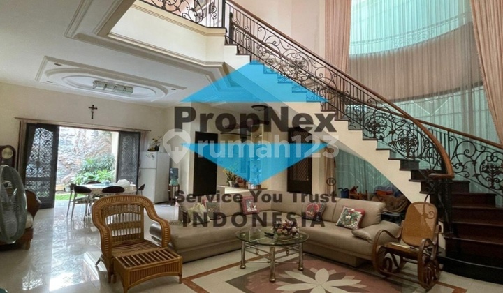 RUMAH PREMIUM MANYAR JAYA