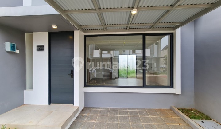 House in Yuchita BSD Near Teraskota House in Yuchita BSD Near Teraskota