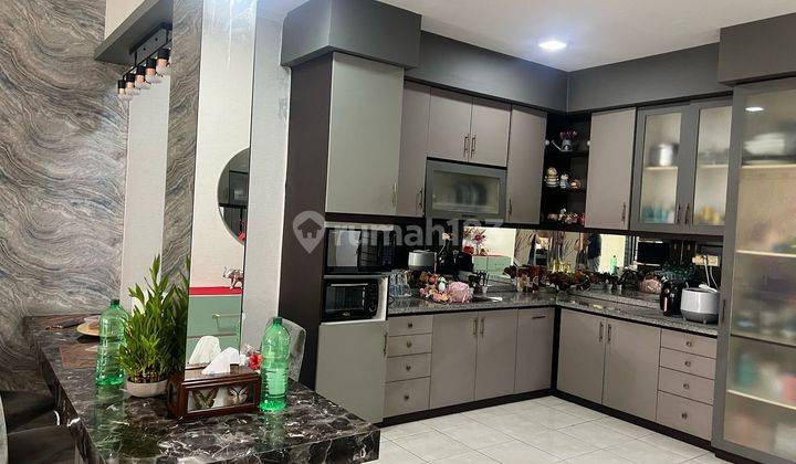 Rumah 3 Kamar Lt 128 Di Castilla Bsd Dekat Pasar Modern,jn 2