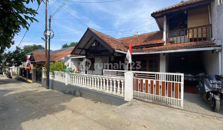 HOT LISTING Rumah Luas Cibaligo Cihanjuang dengan 5 Kamar Tidur 1