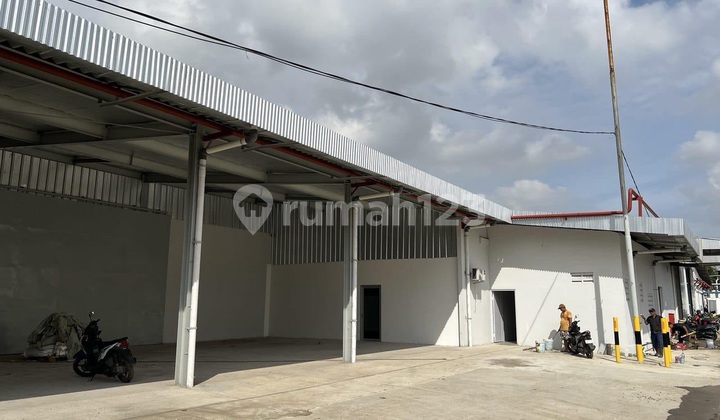 For Rent Nice Warehouse in Cikokol Lb.2000m2