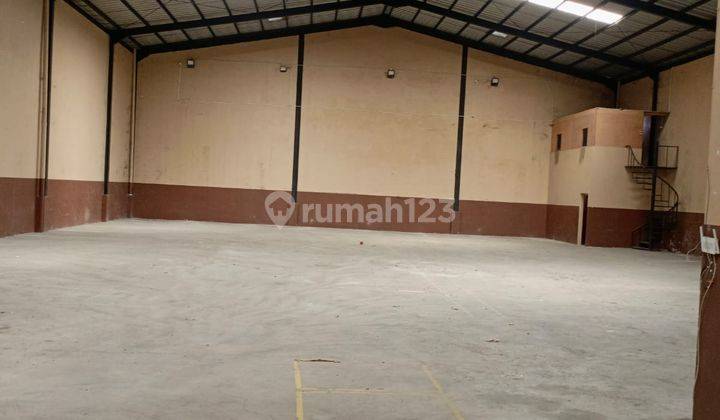 For Rent Gudang Bagus Di Kavling Dpr 600m2 1