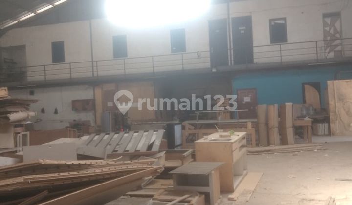 Disewakan Gudang Di Kavling Dpr Lb.600m2