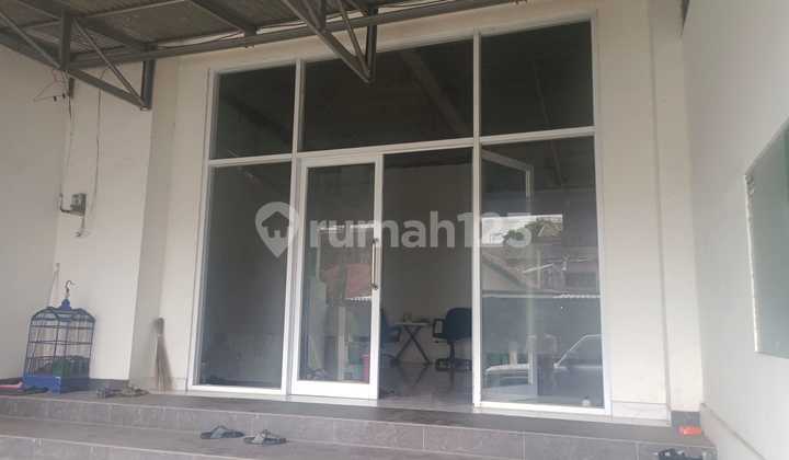 Rumah dan Kantor Super Strategis Cocok untuk Usaha Apapun Rumah dan Kantor Super Strategis Cocok untuk Usaha Apapun