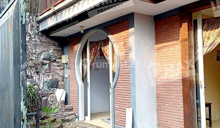 Disewakan rumah 3 Lt, full furnish lokasi gondang singosari 2