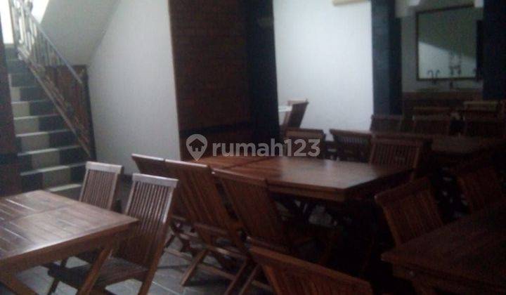 Rumah di Jaksel Cocok Untuk Usaha Resto 2 Lantai 2