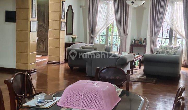 Rumah Pondok Indah 3 lantai SHM,Lokasi Strategis  2