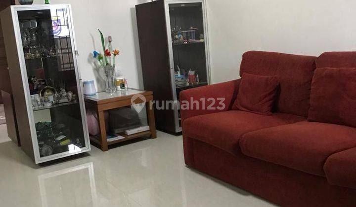 Rumah 2 Lantai Di Depok II Tengah,Baru renovasi  2