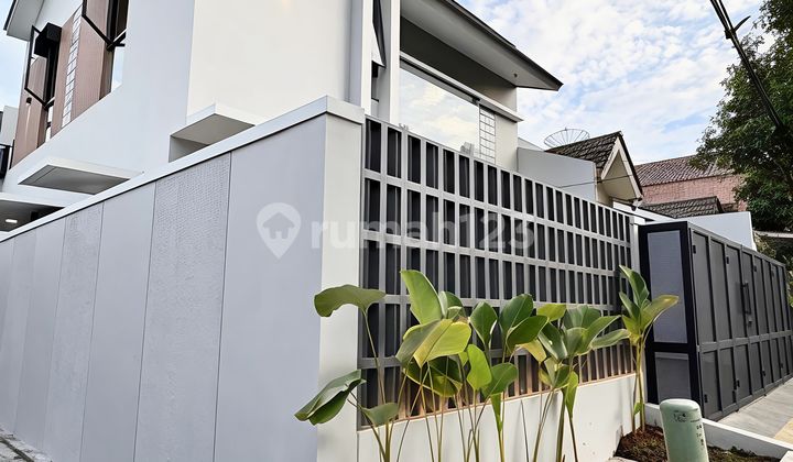Rumah Siap Huni Bagus Dengan Harga Bersabahat