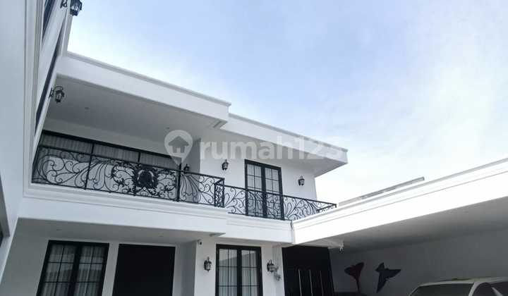 Rumah Mewah Bonus Kost-kostan Dekat Pintu Toll Di Veteran Jaksel Rumah Mewah Bonus Kost-kostan Dekat Pintu Toll Di Veteran Jaksel