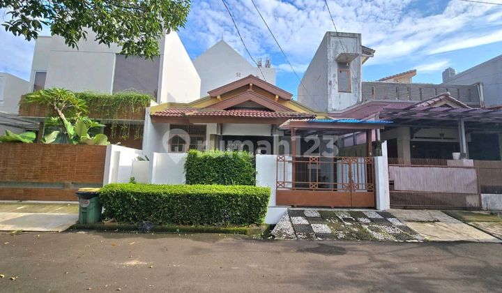 Affordable House in Bintaro Jaya Sector 9 Near Facilities