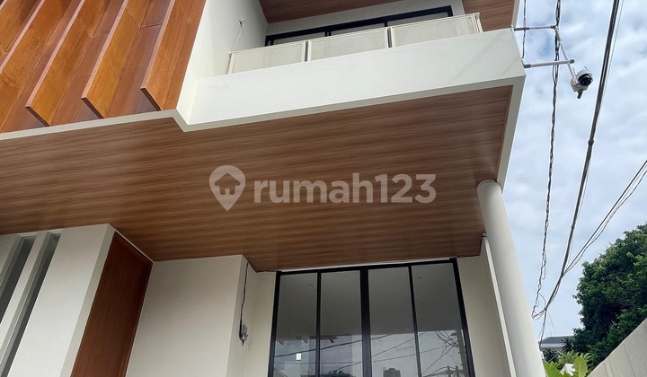 Rumah Bangunan Baru Posisi Hook Dekat Pintu Toll Cinere 2