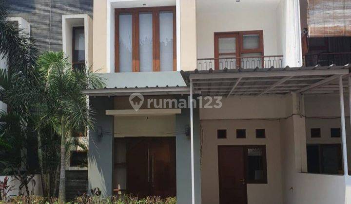 Rumah 2 Lantai siap huni dekat stasiun kereta & Mall di Kebagusan 1