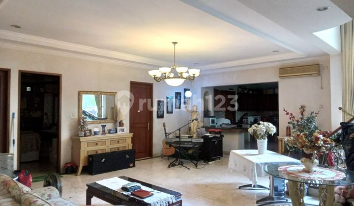 Affordable Luxury House, Large Land, Park Front, Strategic Location 2