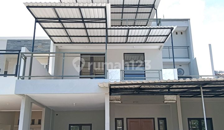 Rumah 2 Lantai di Cluster Dekat Pintu Tol Bsd Stasiun Kereta Rumah 2 Lantai di Cluster Dekat Pintu Tol Bsd Stasiun Kereta