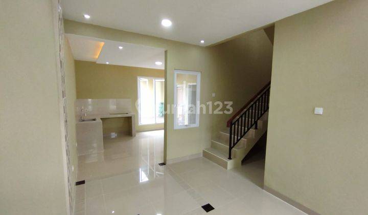 Rumah Bagus Murah Banting Harga Dalam Cluster Dekat Tol 2