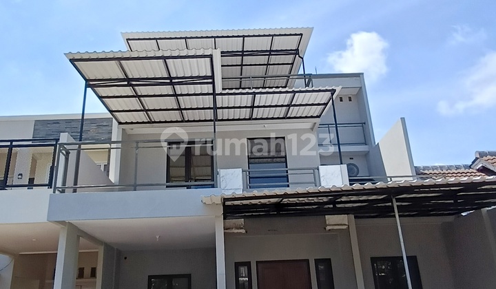 Rumah 2 Lantai di Cluster Dekat Pintu Tol Bsd Stasiun Kereta 2