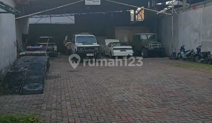 Tanah Luas di Jadikan Tempat Usaha Lokasi Bagus di Cengkareng