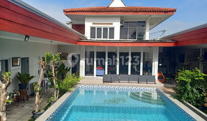 For Sale Villa House in Tangerang