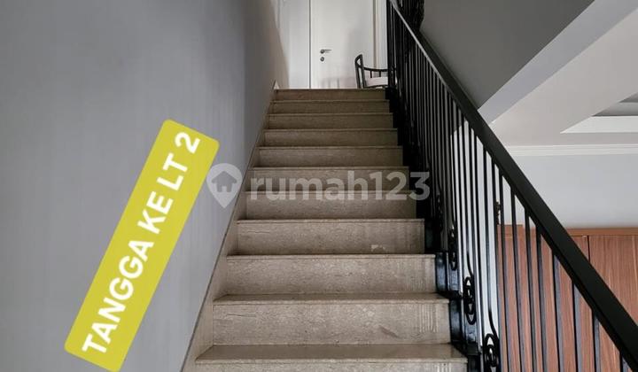 Beautiful Modern Design House in Alam Sutera 3 Floors Fully Furnished 2