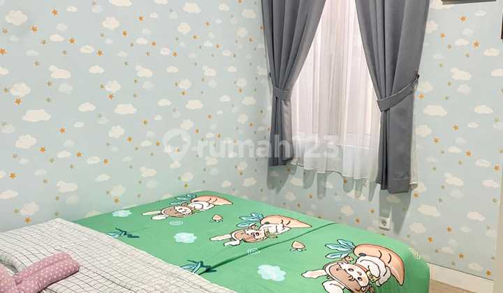 JUAL CEPAT RUMAH RAPIH SEMI FURNISH SIAP HUNI MALUBU VILLAGE 2