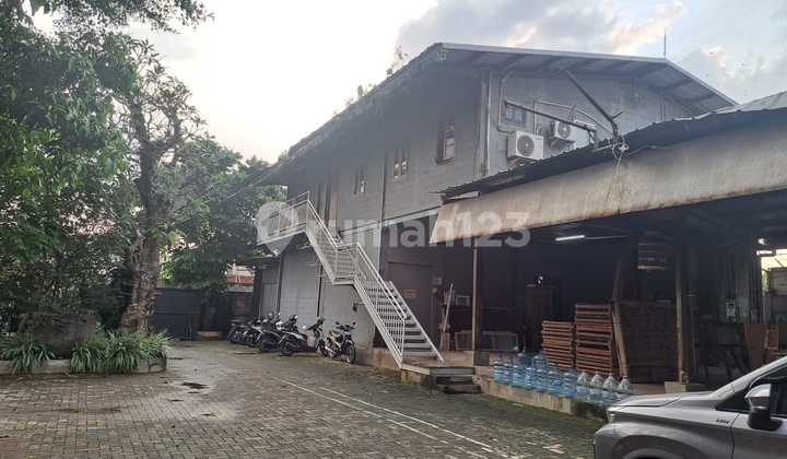 WORKSHOP + KANTOR DI CIATER TANGSEL AREA LUAS SIAP PAKAI