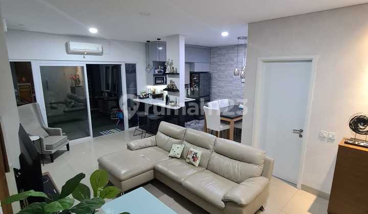 RUMAH CANTIK SIAP HUNI FULL RENOVASI+FURNISHED DI NUSALOKA BSD 2