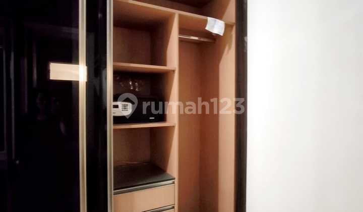 RUMAH MEWAH DI DE PARK BSD CITY 2 LANTAI FULL FURNISH SIAP HUNI