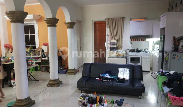 Beautiful House in Gading Serpong Alicante 2 Floors Semi Furnished Ready to Occupy