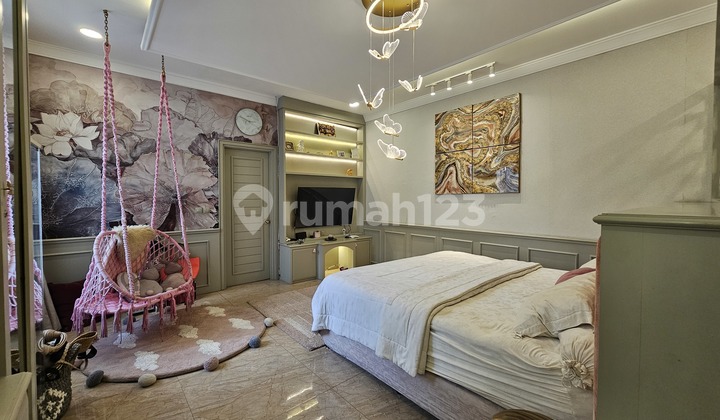 Rumah Mewah Di Alam Sutera 2 Lantai Full Furnish Cantik Banget