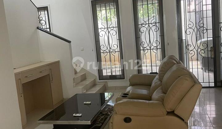 BEAUTIFUL HOUSE IN ALAM SUTERA 2 STORIES SEMI FURNISHED READY TO OCCUPY 2