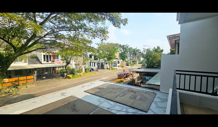 Beautiful House in BSD Delatinos, 2 Floors, Semi-Furnished, Ready to Occupy 2