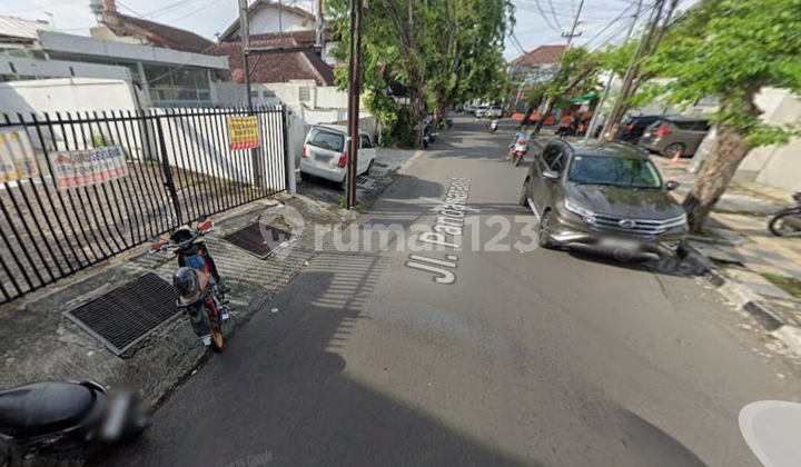 For rent: Special house in Pandanaran (12405-MRT)