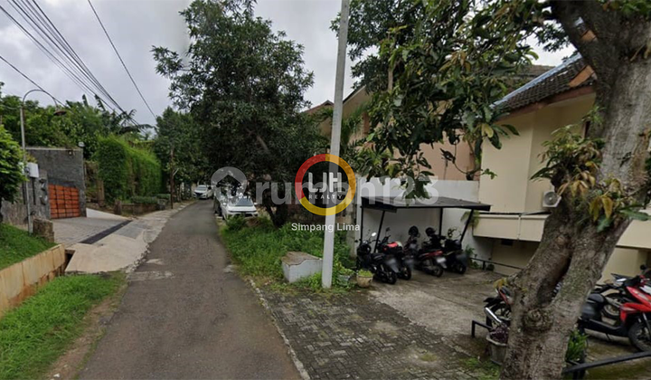 Disewakan Rumah Strategis  SHM Candisari, Semarang 2